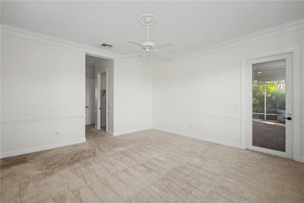 2158 Falls Circle, Vero Beach, FL 32967 Photo