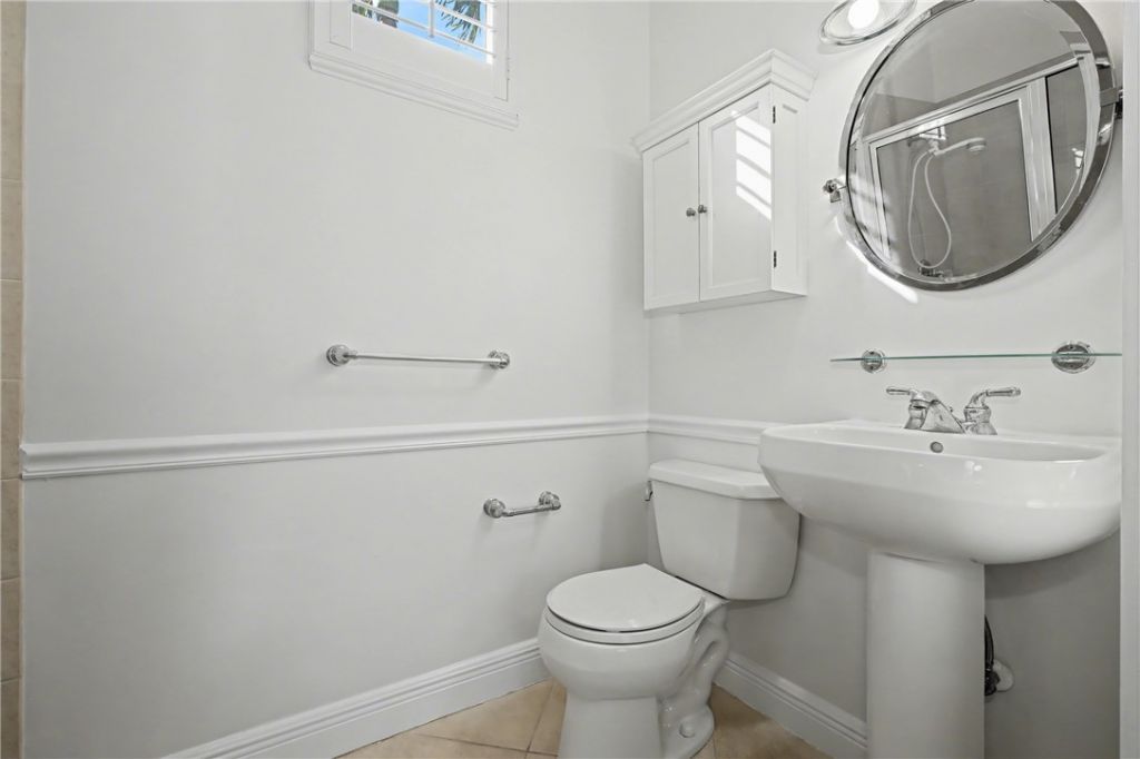 2158 Falls Circle, Vero Beach, FL 32967 Photo