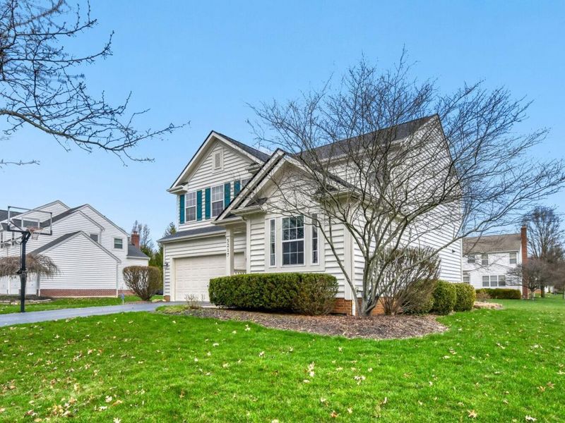 5217 Sierra Drive, Westerville, OH 43082 Photo 2