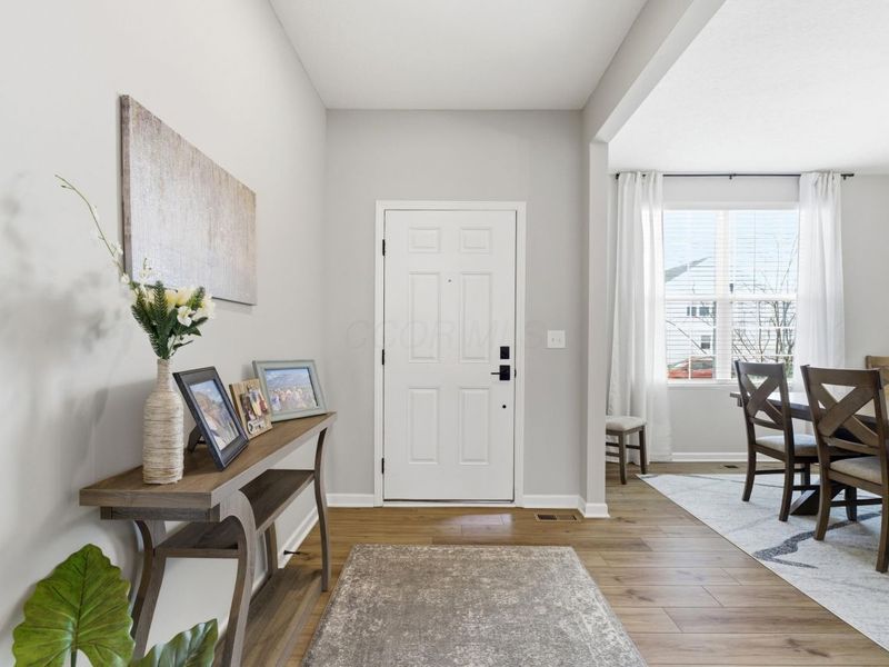 749 Peacock Drive, Sunbury, OH 43074 Photo 6