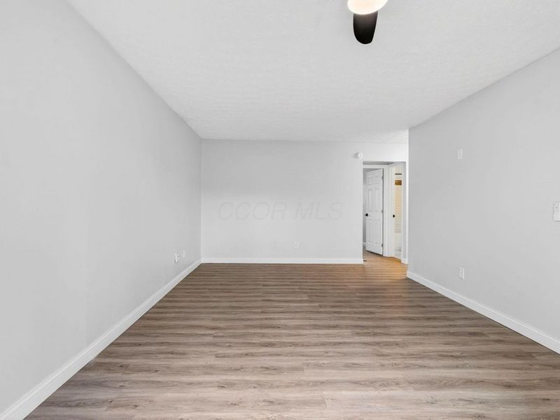 1557 Jennifer Court , Unit B, Columbus, OH 43232 Photo 11