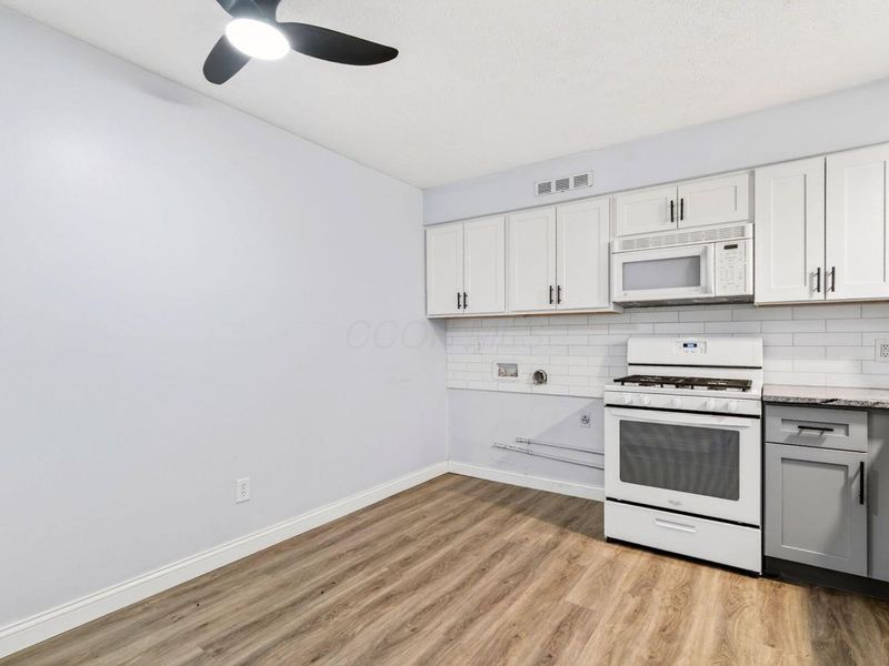 1557 Jennifer Court , Unit B, Columbus, OH 43232 Photo 14