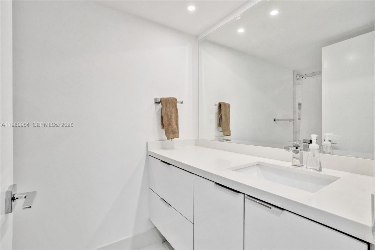 1201 S Ocean Dr, Unit 1407S, Hollywood, FL 33019 Photo