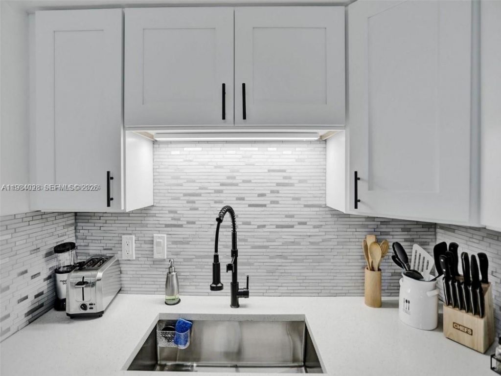 3603 Townhouse Ct , West Palm Beach, FL 33407 Photo