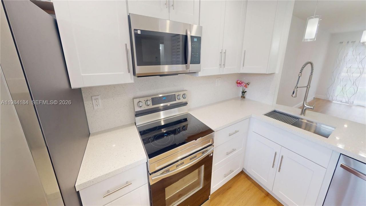 8846 W Mcnab Rd, Unit 106, Tamarac, FL 33321 Photo