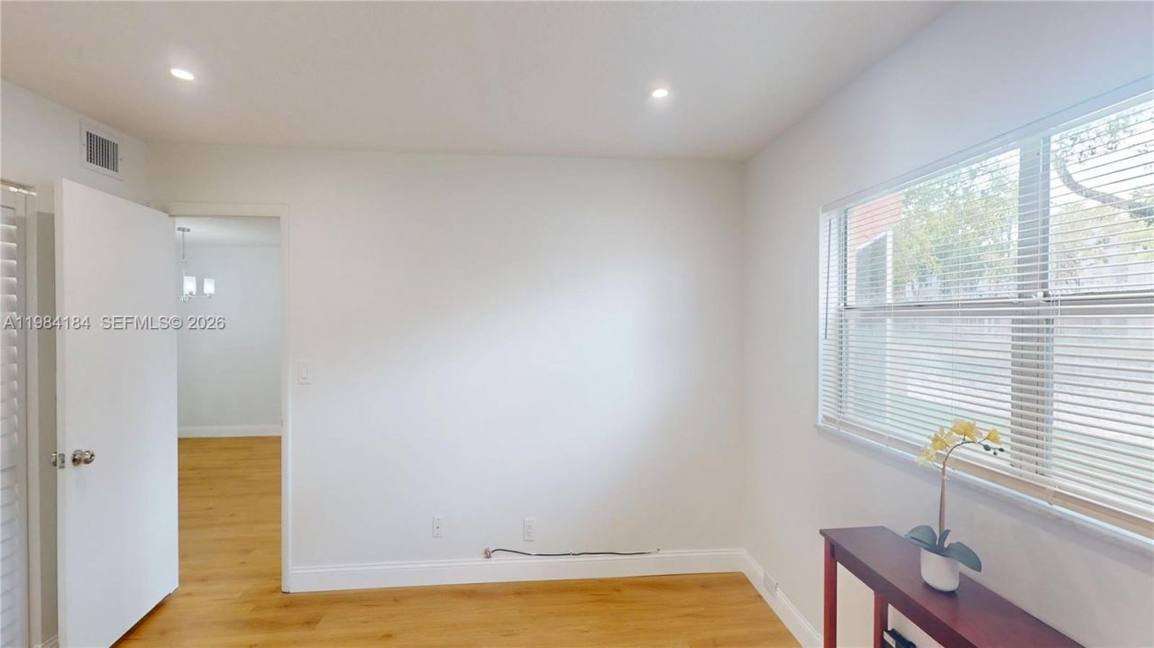 8846 W Mcnab Rd, Unit 106, Tamarac, FL 33321 Photo