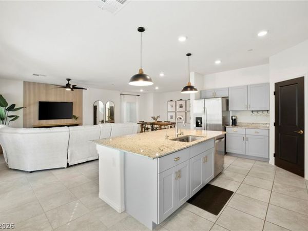 10963 Lancaster Park Avenue, Las Vegas, NV 89166