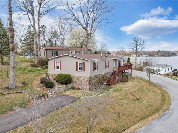 300 Mill Lake RD, Huddleston, VA 24104