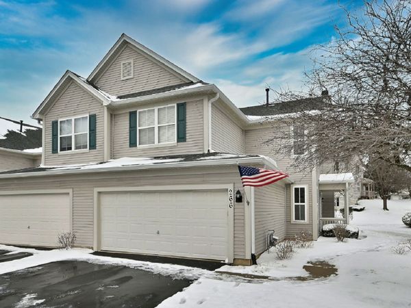 266 Grand Ridge Road, St. Charles, IL 60175