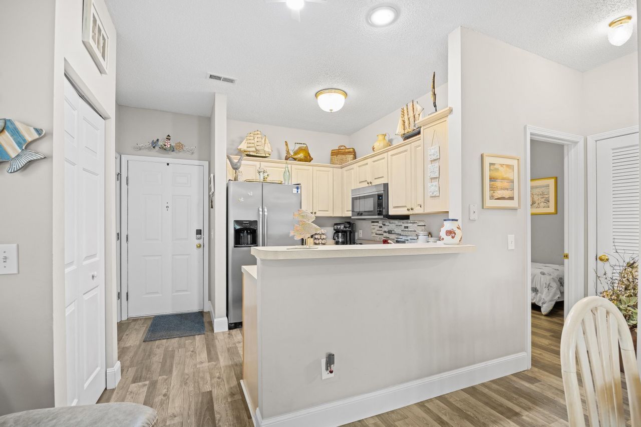 5406 Sweetwater Blvd. Photo 8