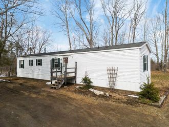 615 N Nobleboro Road Waldoboro, ME 04572