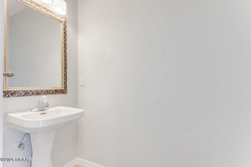 3072 Ocean Shore Boulevard, Ormond Beach, FL 32176 Photo