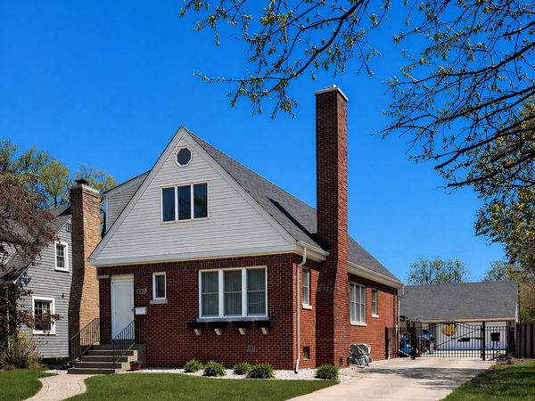 8039 Forest Avenue, Munster, IN 46321