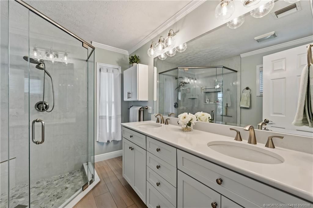 3160 SE Gran Via Way, Stuart, FL 34996 Photo