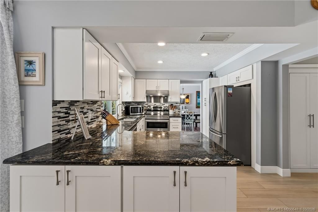 3160 SE Gran Via Way, Stuart, FL 34996 Photo