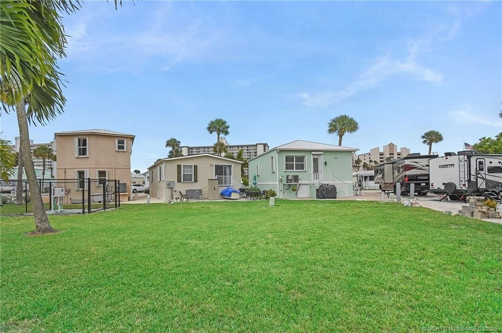 10725 S Ocean Drive, Unit 399, Jensen Beach, FL 34957 Photo