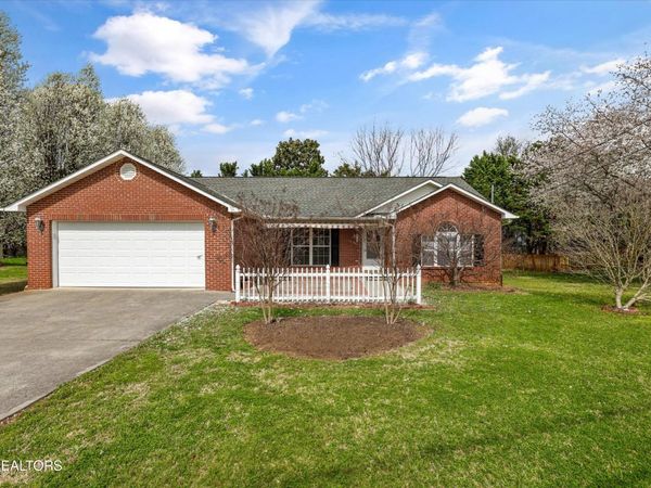 1144 Arthur Drive, Jefferson City, TN 37760