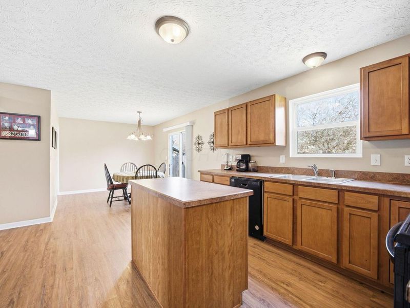 1936 Bay Port Drive, Grove City, OH 43123 Photo 9