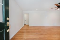 1719 Weston Avenue photo 4