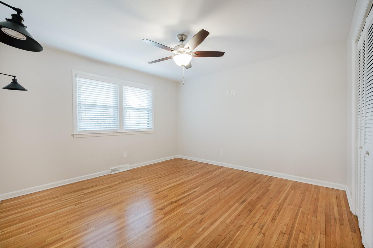 1719 Weston Avenue Photo 23