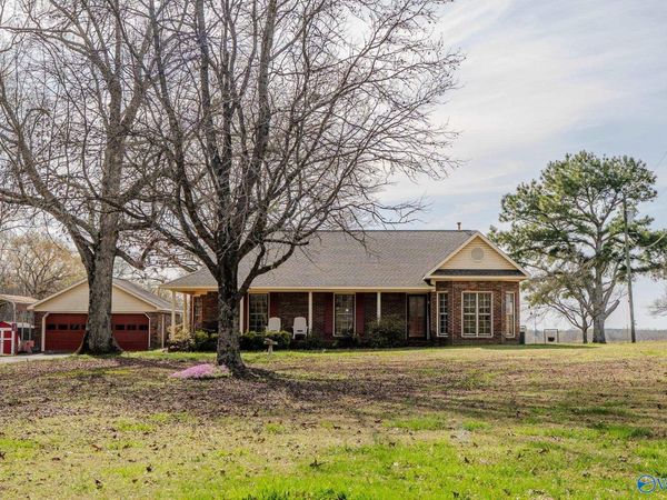 401 County Road 302, Hillsboro, AL 35643