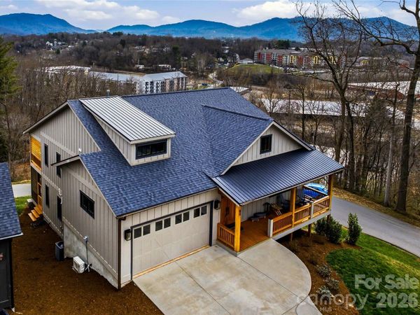 80 Caledonia Road, Asheville, NC 28803