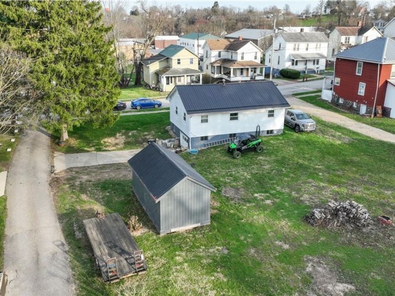 438 N Lincoln Avenue, Barnesville, OH 43713 Photo 3