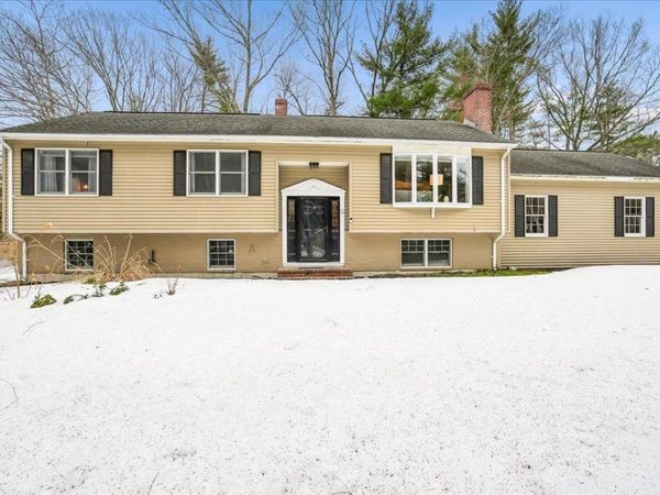 12 Old Gordon Road, Brentwood, NH 03833