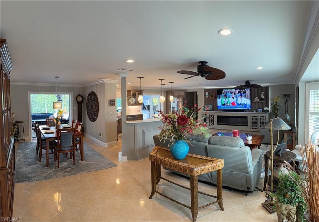 28404 Las Palmas Cir , Bonita Springs, FL 34135 Photo