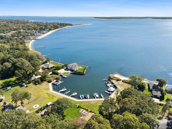 16 Primrose Lane , Aquebogue, NY 11931