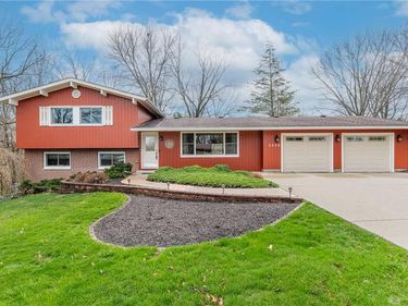 3239 Winterset Drive, Beavercreek, OH 45440