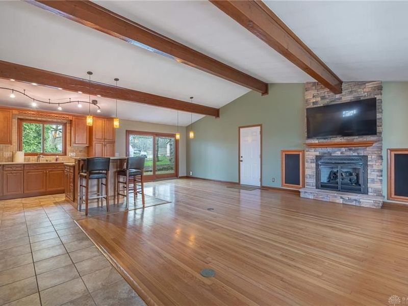 3239 Winterset Drive, Beavercreek, OH 45440 Photo 2