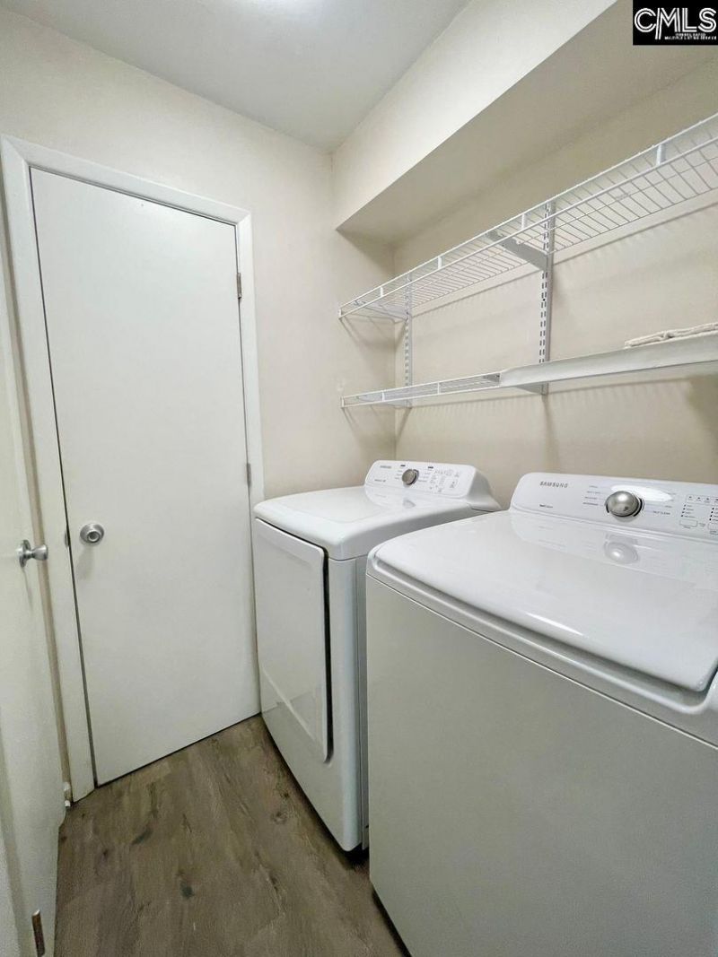 205 Mariners Row  Photo 8