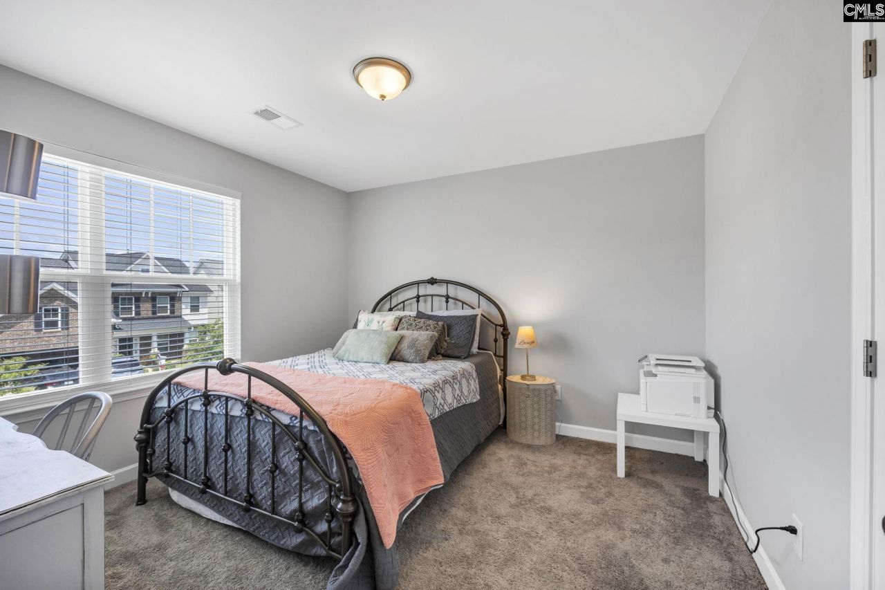 1318 Portrait Hill Drive Photo 41