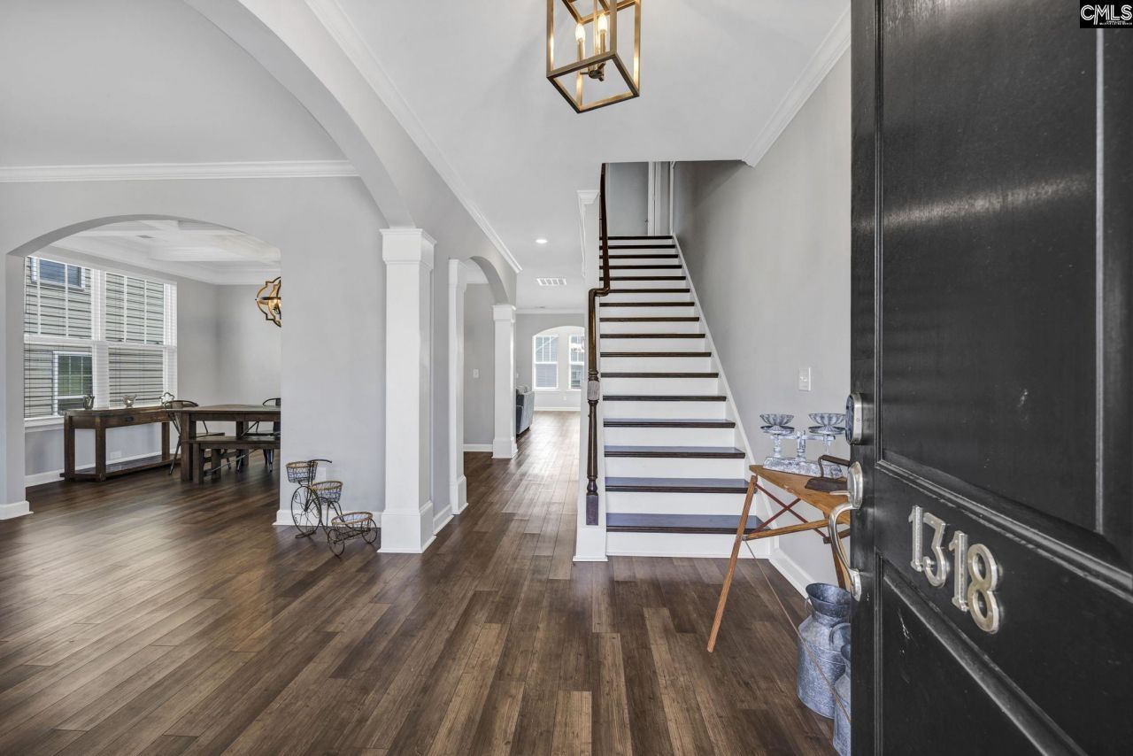 1318 Portrait Hill Drive Photo 6