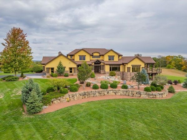 S10970 Butternut Road, Spring Green, WI 53588