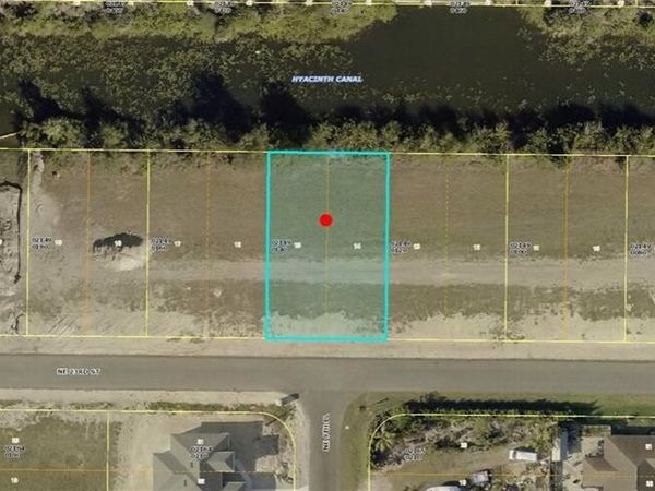 915 NE 23rd ST, CAPE CORAL, FL 33909