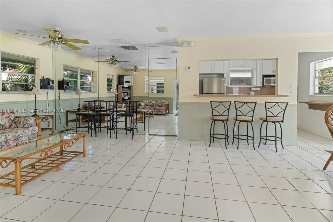1340 NE 28th Ave, Unit 244, Pompano Beach, FL 33062 Photo