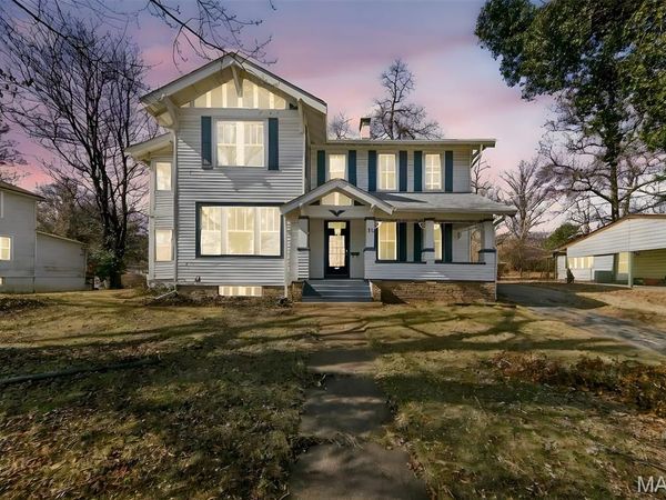 11 Miller Place, St Louis, MO 63135