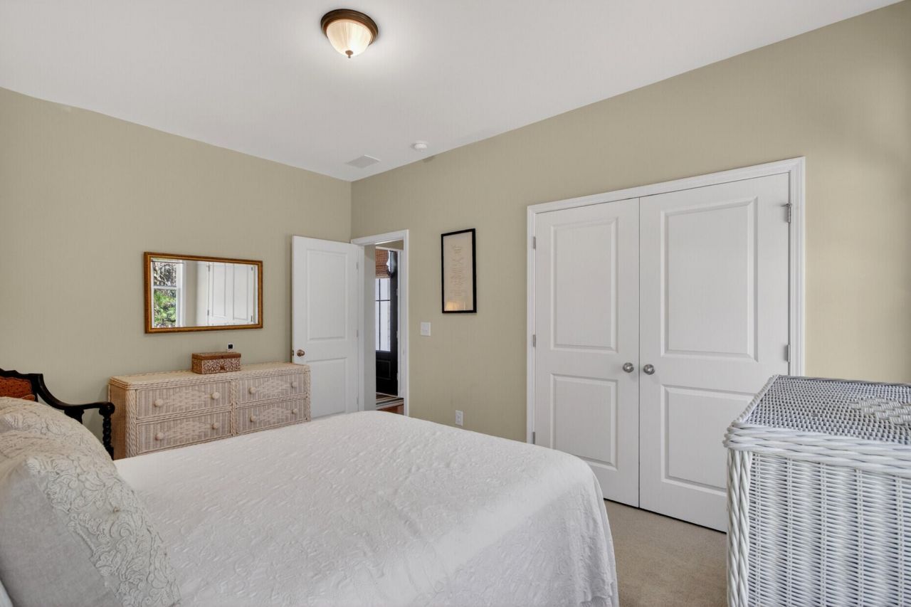 1230 River Walk Court Photo 31