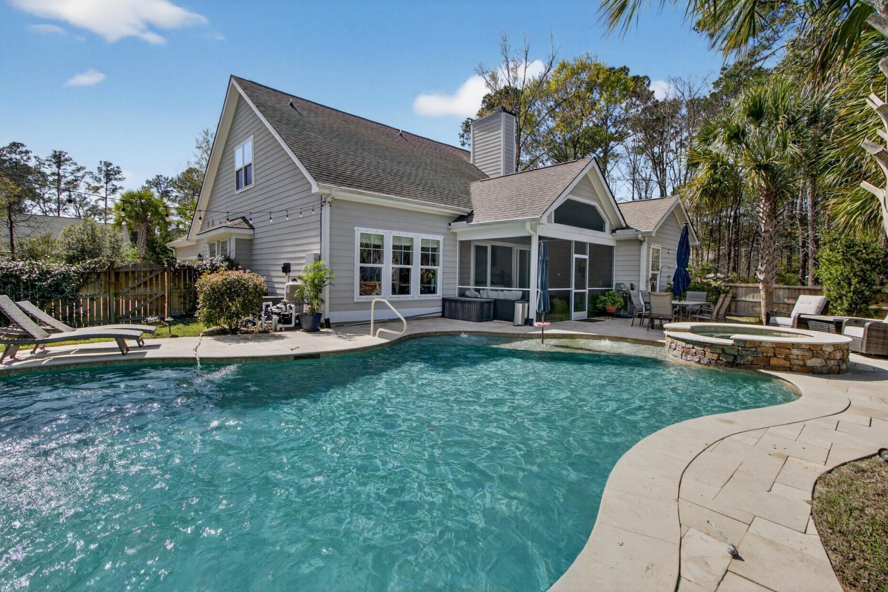 1230 River Walk Court Photo 5