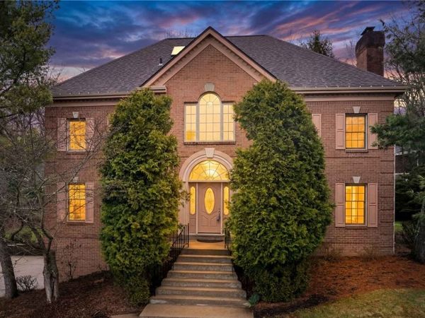 1915 Oakhurst Drive, Allison Park, PA 15101