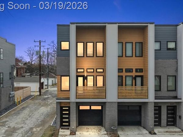 1531 Pallister Street, Detroit, MI 48206