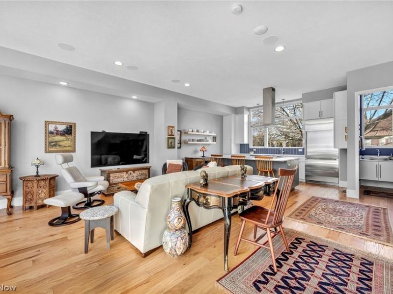 9541 Lake Avenue, Cleveland, OH 44102 Photo 12