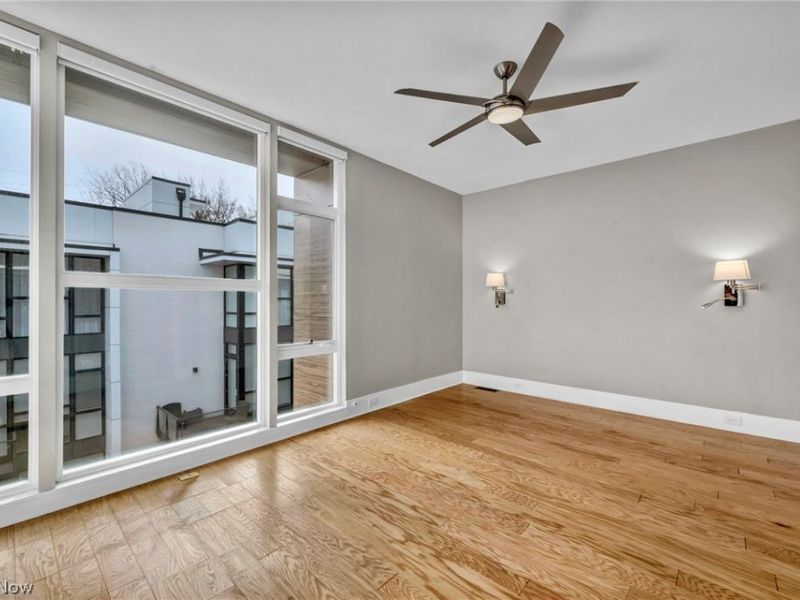 9541 Lake Avenue, Cleveland, OH 44102 Photo 24