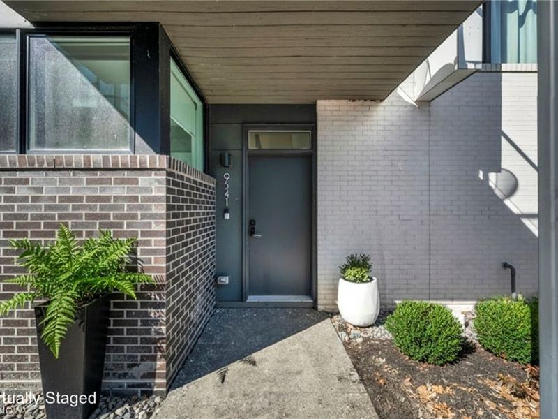 9541 Lake Avenue, Cleveland, OH 44102 Photo 3