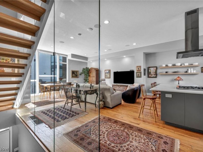 9541 Lake Avenue, Cleveland, OH 44102 Photo 5