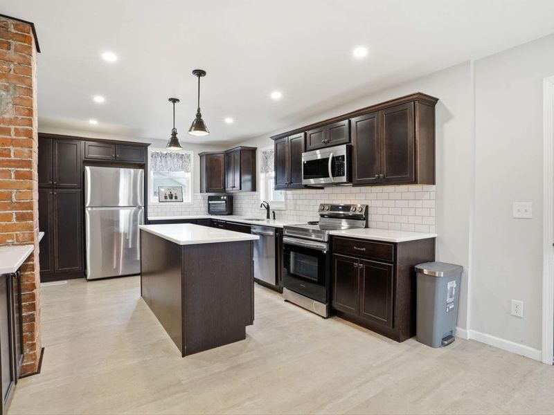 550 S Walnut Street , Bucyrus, OH 44820 Photo 14