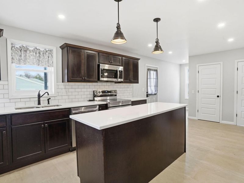 550 S Walnut Street , Bucyrus, OH 44820 Photo 18