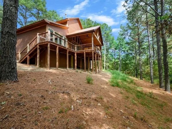 1201 Southern Hills Circle, Broken Bow, OK 74728